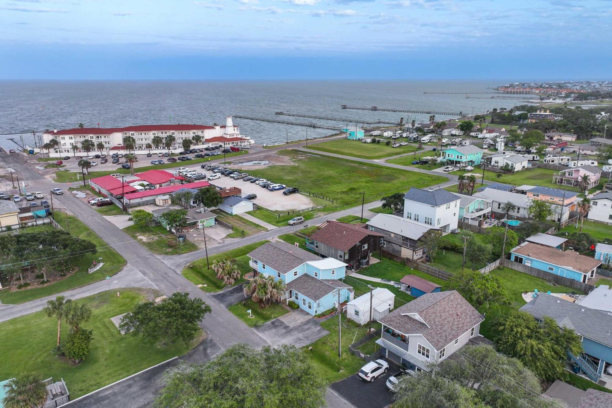 Beautiful Rockport Townhome - Walk To Aransas Bay! מראה חיצוני תמונה